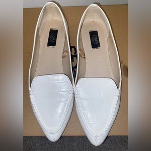 White Crocodile pattern loafers